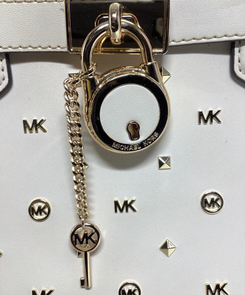 MICHAEL KORS（マイケルコース）MICHAEL KORS (マイケルコース) 2WAYショルダーバッグ ベージュの古着・服飾アイテム