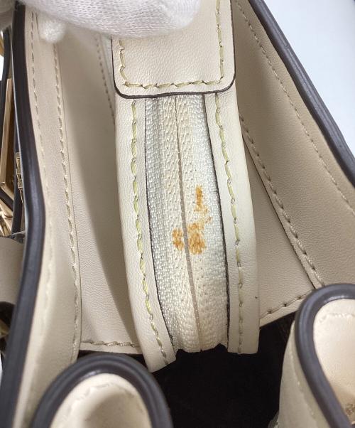 MICHAEL KORS（マイケルコース）MICHAEL KORS (マイケルコース) 2WAYショルダーバッグ ベージュの古着・服飾アイテム