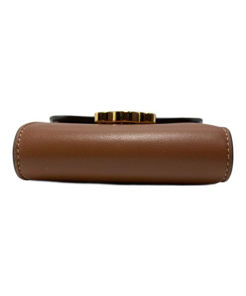 CELINE（セリーヌ）CELINE (セリーヌ) CELINE　トリオンフスモールフラップウォレット ブラウンの古着・服飾アイテム