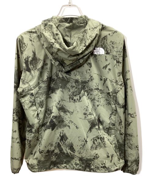 THE NORTH FACE（ザ ノース フェイス）THE NORTH FACE (ザ ノース フェイス) エンブロイダードコンパクトジャケット グリーン×カーキ サイズ:Sの古着・服飾アイテム
