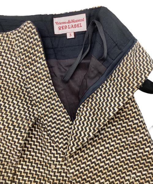 Vivienne Westwood RED LABEL（ヴィヴィアンウエストウッドレッドレーベル）Vivienne Westwood RED LABEL (ヴィヴィアンウエストウッドレッドレーベル) フレアスカート ベージュ サイズ:3の古着・服飾アイテム