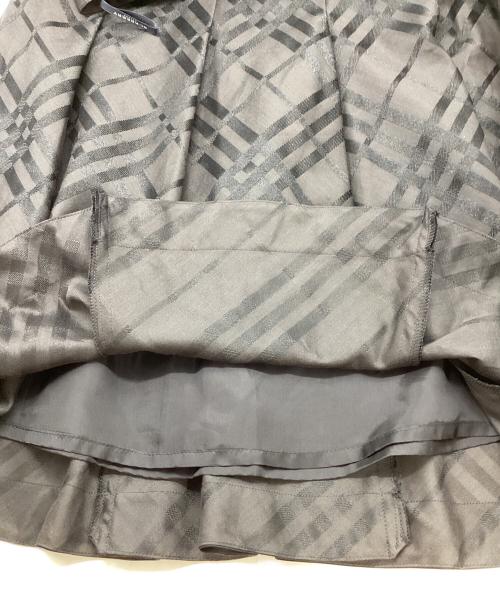 BURBERRY LONDON（バーバリーロンドン）BURBERRY LONDON (バーバリーロンドン) ミディスカート ブラック×ブラウン サイズ:36 未使用品の古着・服飾アイテム