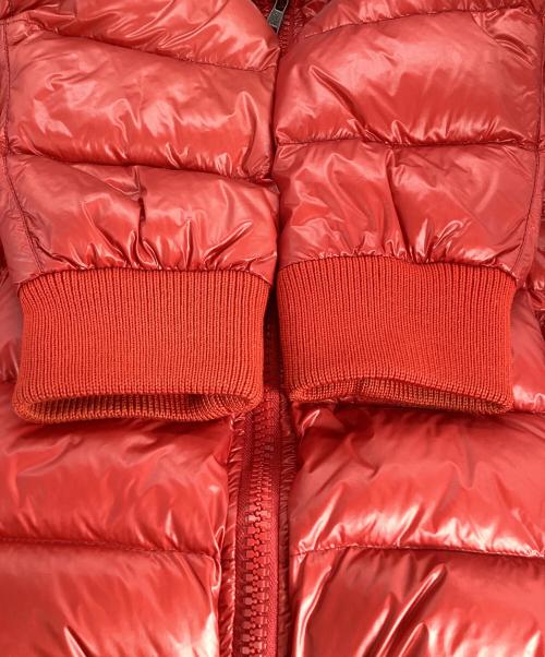 MONCLER（モンクレール）MONCLER (モンクレール) ダウンジャケット レッド サイズ:3の古着・服飾アイテム
