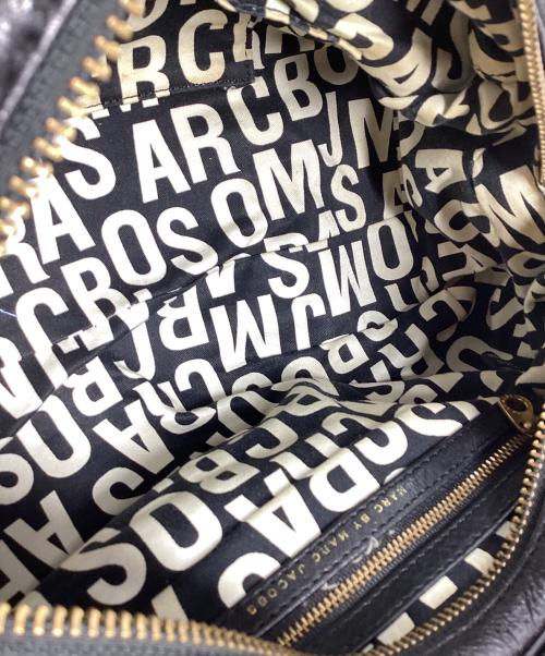 Marc by Marc Jacobs（マークバイマークジェイコブス）Marc by Marc Jacobs (マークバイマークジェイコブス) マークバイマークジェイコブス　CLASSIC Q BAG ブラックの古着・服飾アイテム