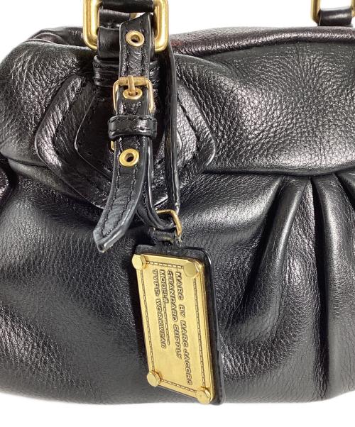 Marc by Marc Jacobs（マークバイマークジェイコブス）Marc by Marc Jacobs (マークバイマークジェイコブス) マークバイマークジェイコブス　CLASSIC Q BAG ブラックの古着・服飾アイテム
