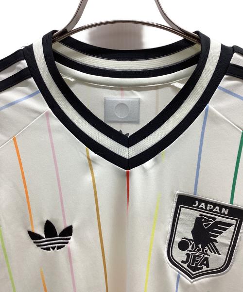 adidas（アディダス）adidas (アディダス) レプリカユニフォーム ベージュ サイズ:2XLの古着・服飾アイテム