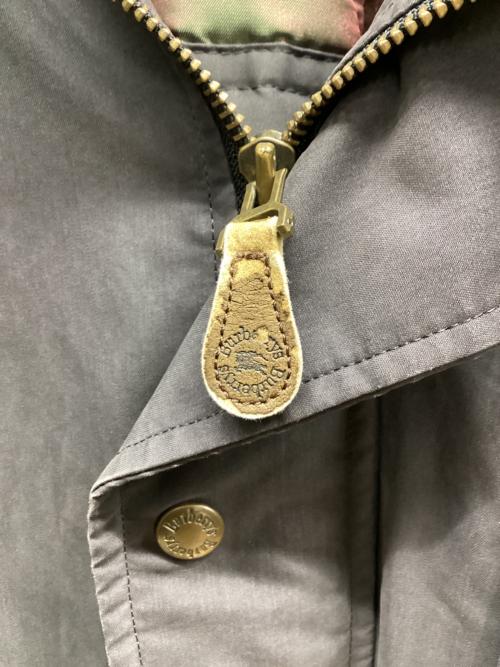Burberry's（バーバリー）Burberry's (バーバリー) フーデッドコート ブラック サイズ:Mの古着・服飾アイテム