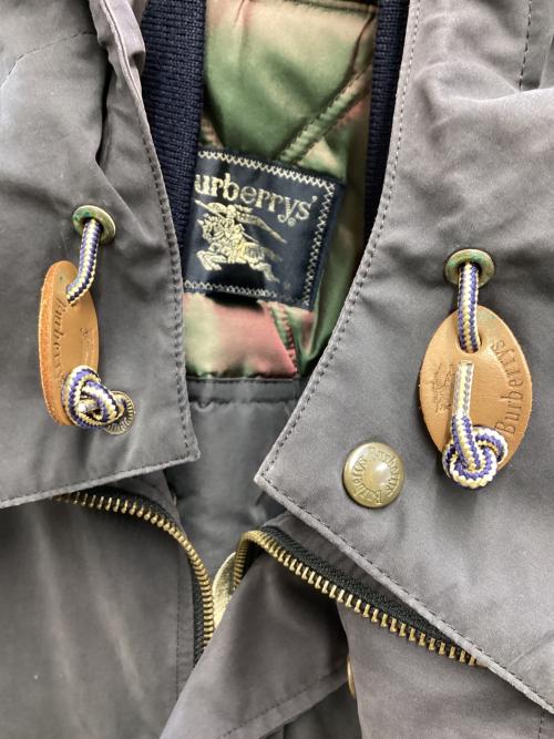 Burberry's（バーバリー）Burberry's (バーバリー) フーデッドコート ブラック サイズ:Mの古着・服飾アイテム