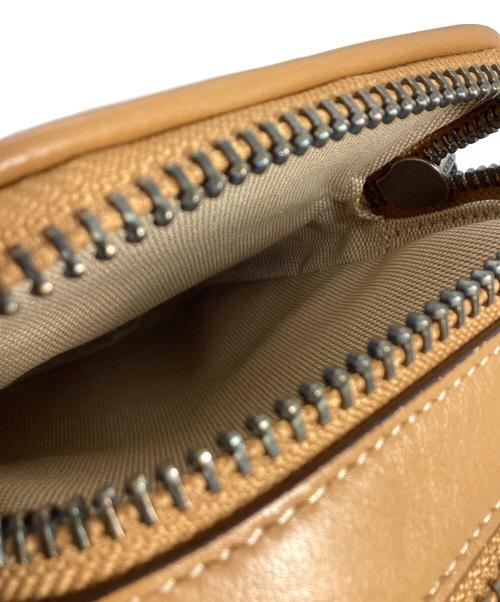COACH（コーチ）COACH (コーチ) TOM WESSELMANN (トム・ウェッセルマン) COACH　ローグ クロスボディ 12 ブラウンの古着・服飾アイテム
