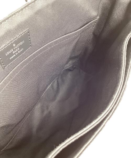 LOUIS VUITTON（ルイ ヴィトン）LOUIS VUITTON (ルイ ヴィトン) LOUIS VUITTON　モノグラム　ディストリクトPM ブラックの古着・服飾アイテム