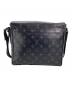 LOUIS VUITTON (ルイ ヴィトン) LOUIS VUITTON　モノグラム　ディストリクトPM ブラック：110000円