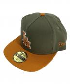 New Eraニューエラ）の古着「New Era　59FIFTY　キャップ」｜カーキ×オレンジ