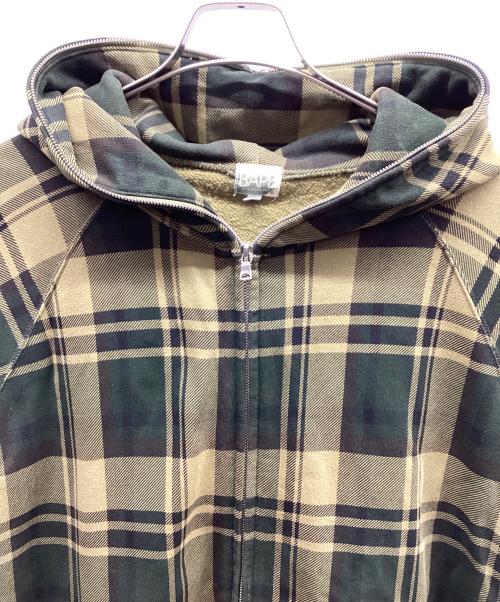 BAPE BY A BATHING APE（ベイプバイアベイシングエイプ）BAPE BY A BATHING APE (ベイプバイアベイシングエイプ) ジップパーカー グリーン サイズ:Lの古着・服飾アイテム