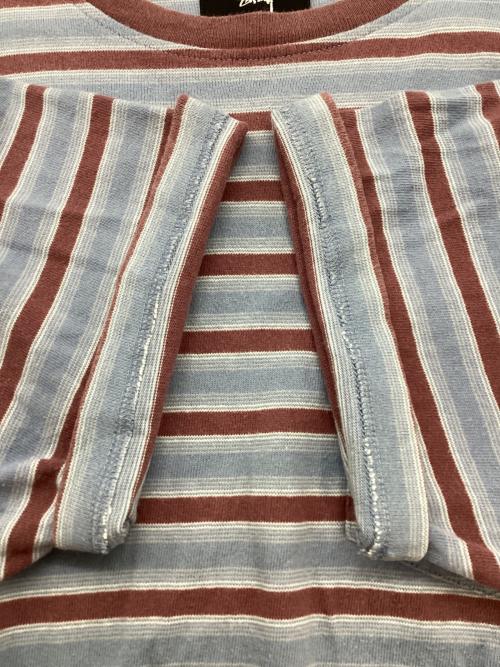 stussy（ステューシー）stussy (ステューシー) 半袖カットソー ブルー×レッド サイズ:Mの古着・服飾アイテム