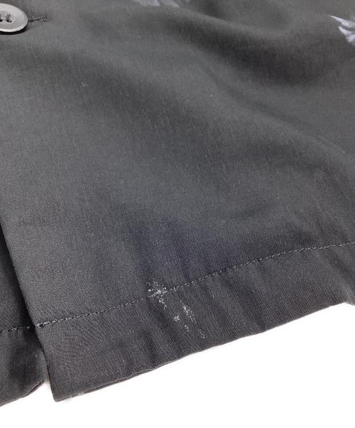 LAD MUSICIAN（ラッドミュージシャン）LAD MUSICIAN (ラッドミュージシャン) ラッドミュージシャン　DECHINE PAJAMA SHIRT INKJET FLOWER ブラック サイズ:44の古着・服飾アイテム