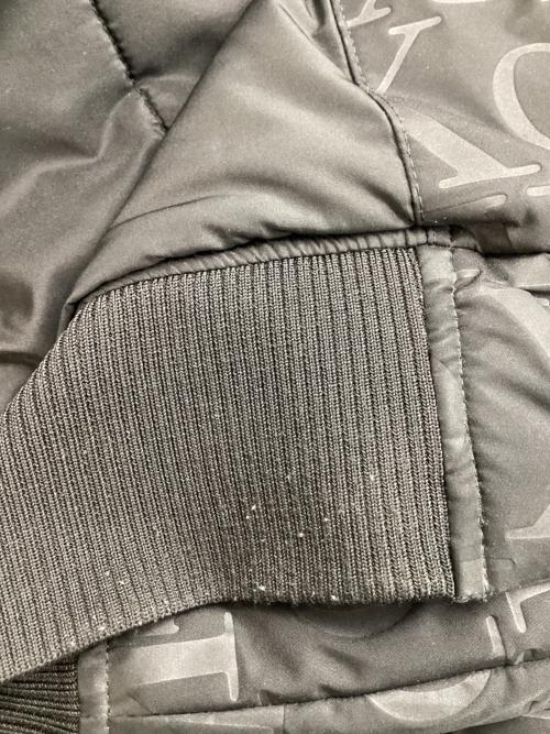 Calvin Klein Jeans（カルバンクラインジーンズ）Calvin Klein Jeans (カルバンクラインジーンズ) モノグラムボンバージャケット ブラック サイズ:Mの古着・服飾アイテム