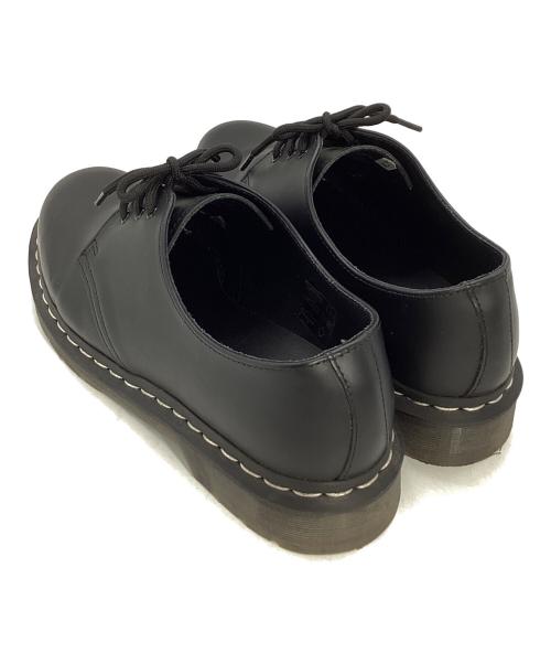 Dr.Martens（ドクターマーチン）Dr.Martens (ドクターマーチン) ホワイトステッチ 3 ホール シューズ ブラック サイズ:UKの古着・服飾アイテム