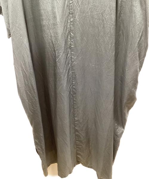 evam eva（エヴァムエヴァ）evam eva (エヴァムエヴァ) 半袖ワンピース グレー サイズ:Freeの古着・服飾アイテム