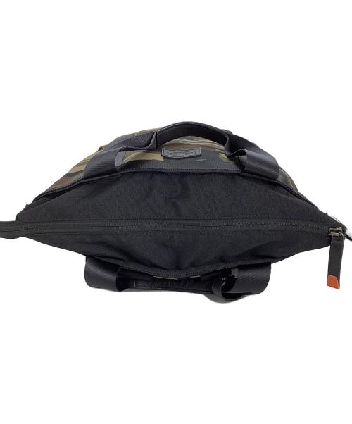 BLACK LABEL CRESTBRIDGE（ブラックレーベル クレストブリッジ）BLACK LABEL CRESTBRIDGE (ブラックレーベル クレストブリッジ) BLACK LABEL CRESTBRIDGE　リュック グリーン×ブラックの古着・服飾アイテム