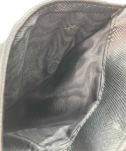 PRADA（プラダ）PRADA (プラダ) PRADA　	サフィアーノ　三つ折り財布 ブラックの古着・服飾アイテム