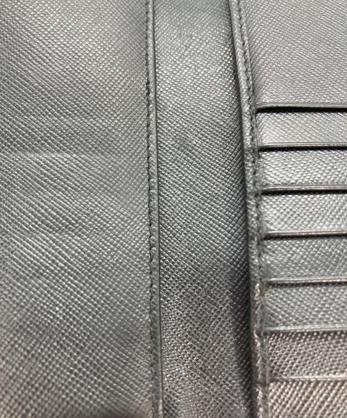PRADA（プラダ）PRADA (プラダ) PRADA　	サフィアーノ　三つ折り財布 ブラックの古着・服飾アイテム