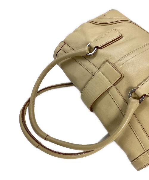 COACH（コーチ）COACH (コーチ) ハンドバッグ アイボリーの古着・服飾アイテム