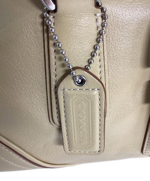 COACH（コーチ）COACH (コーチ) ハンドバッグ アイボリーの古着・服飾アイテム