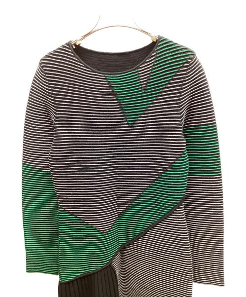 GIORGIO ARMANI（ジョルジオアルマーニ）GIORGIO ARMANI (ジョルジオアルマーニ) 長袖ワンピース グリーン×ブラック サイズ:38の古着・服飾アイテム