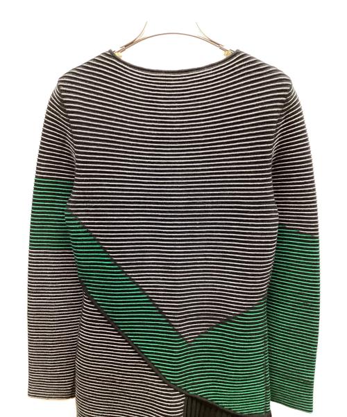 GIORGIO ARMANI（ジョルジオアルマーニ）GIORGIO ARMANI (ジョルジオアルマーニ) 長袖ワンピース グリーン×ブラック サイズ:38の古着・服飾アイテム