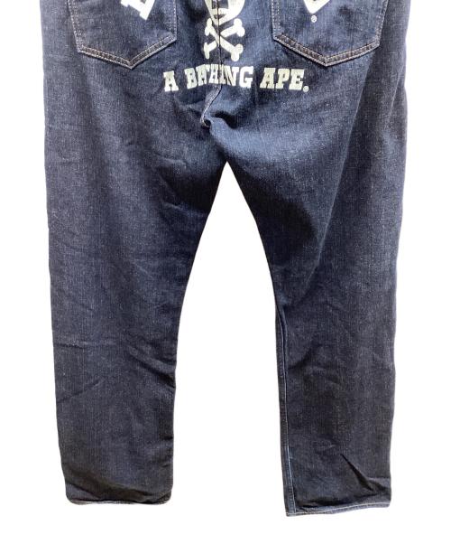 A BATHING APE（アベイシングエイプ）A BATHING APE (アベイシングエイプ) デニムパンツ インディゴ サイズ:Mの古着・服飾アイテム