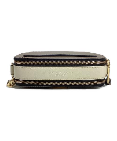 Marc by Marc Jacobs（マークバイマークジェイコブス）Marc by Marc Jacobs (マークバイマークジェイコブス) マークジェイコブス　THE SNAPSHOT マルチカラーの古着・服飾アイテム