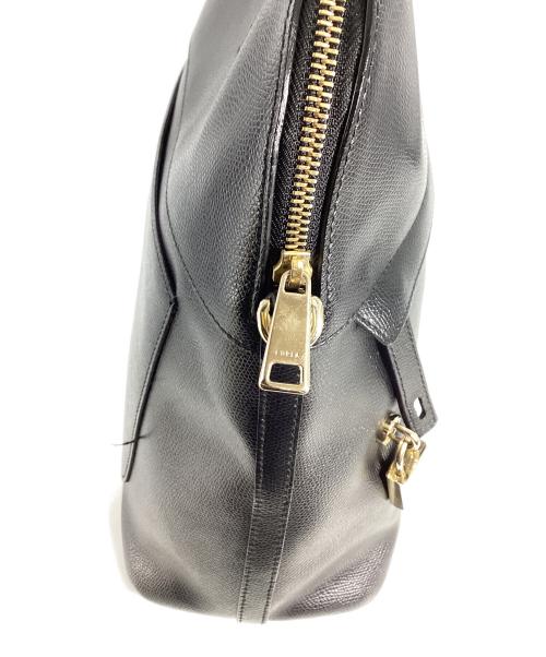 FURLA（フルラ）FURLA (フルラ) フルラ　PIPER L DOME ハンドバッグ ブラックの古着・服飾アイテム
