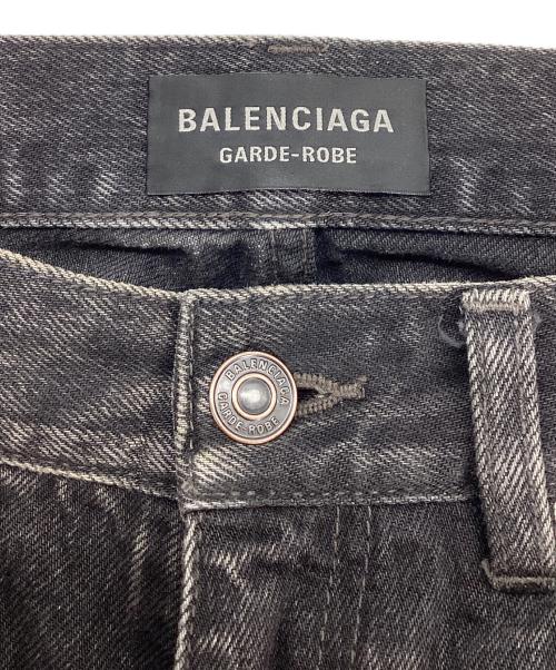 BALENCIAGA（バレンシアガ）BALENCIAGA (バレンシアガ) BALENCIAGA　GARDE-ROBE BOOTCUT　デニムパンツ ブラック サイズ:29の古着・服飾アイテム