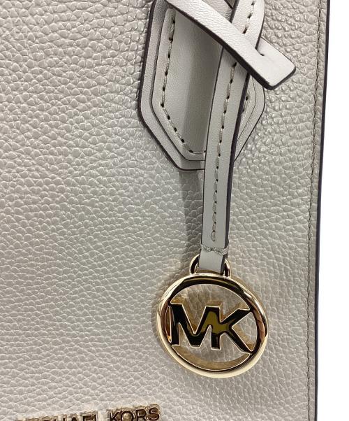 MICHAEL KORS（マイケルコース）MICHAEL KORS (マイケルコース) マーサー エクストラ スモール ショッパー ショルダーバッグ グレージュの古着・服飾アイテム