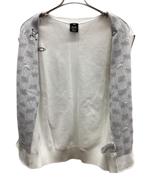 OAKLEY（オークリー）OAKLEY (オークリー) ゴルフウェア(トップス) グレー×ホワイト サイズ:XLの古着・服飾アイテム