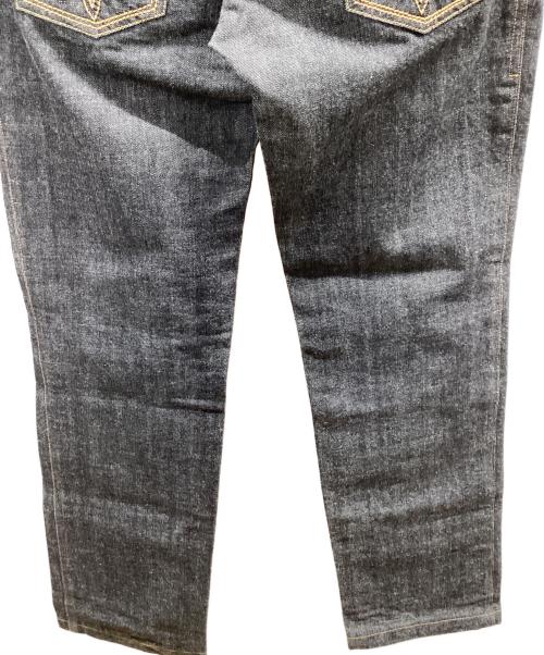 GIANNI VERSACE（ジャンニ・ヴェルサーチ）GIANNI VERSACE (ジャンニ・ヴェルサーチ) デニムパンツ ブラック サイズ:38の古着・服飾アイテム