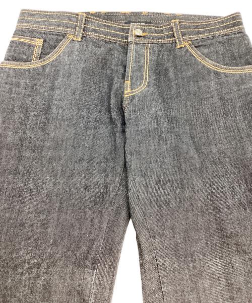 GIANNI VERSACE（ジャンニ・ヴェルサーチ）GIANNI VERSACE (ジャンニ・ヴェルサーチ) デニムパンツ ブラック サイズ:38の古着・服飾アイテム