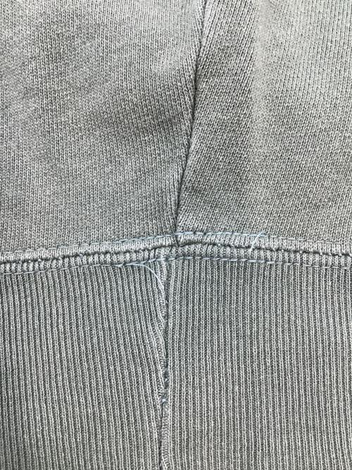 Champion（チャンピオン）Champion (チャンピオン) Vintage PEANUTS (ヴィンテージピーナッツ) プリントスウェット グリーン サイズ:Mの古着・服飾アイテム