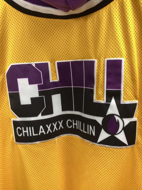 CHILAXXX（チラックス）CHILAXXX (チラックス) パーカー パープル×イエロー サイズ:Lの古着・服飾アイテム