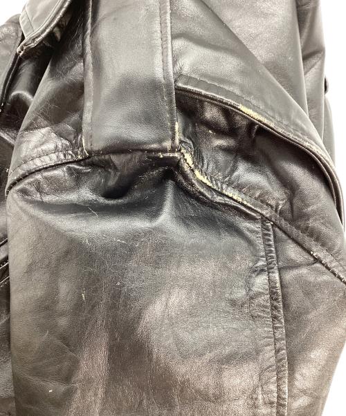 THIS GENUINE LEATHER GARMENT（ディス ジェニュイン レザー ガーメント）THIS GENUINE LEATHER GARMENT (ディス ジェニュイン レザー ガーメント) レザーライダースジャケット ブラック サイズ:38の古着・服飾アイテム