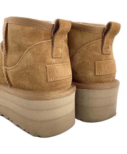 UGG（アグ）UGG (アグ) ムートンブーツ ベージュ サイズ:25の古着・服飾アイテム