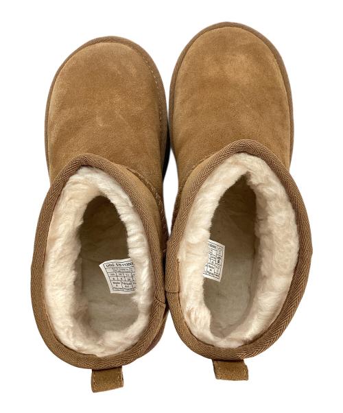 UGG（アグ）UGG (アグ) ムートンブーツ ベージュ サイズ:25の古着・服飾アイテム