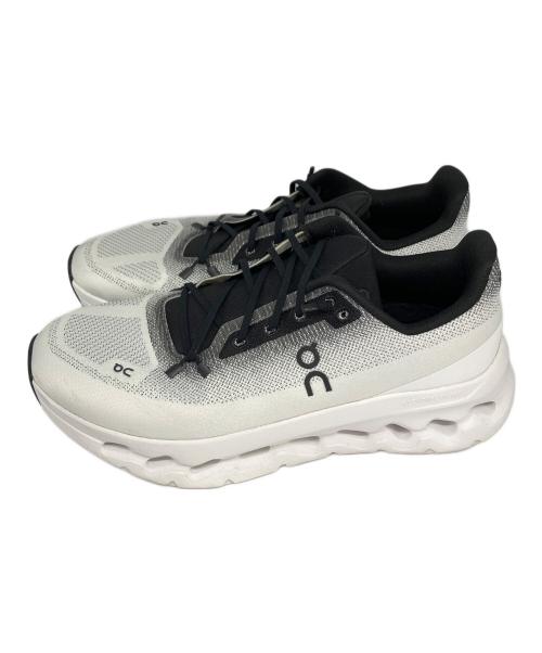 on（オン）on (オン) Cloudtilt ホワイト サイズ:26.5の古着・服飾アイテム