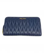 MIU MIUミュウミュウ）の古着「MIU MIU　マテラッセ　長財布」｜ネイビー