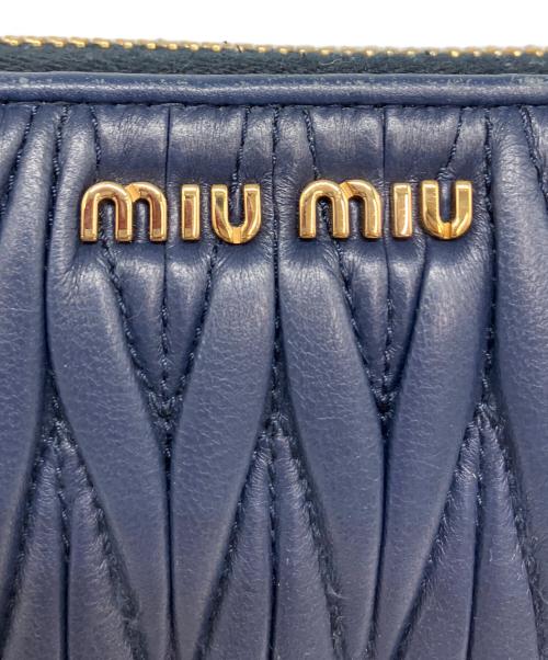 MIU MIU（ミュウミュウ）MIU MIU (ミュウミュウ) MIU MIU　マテラッセ　長財布 ネイビーの古着・服飾アイテム