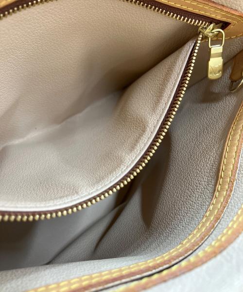 LOUIS VUITTON（ルイ ヴィトン）LOUIS VUITTON (ルイ ヴィトン) ショルダーバッグ ブラウンの古着・服飾アイテム