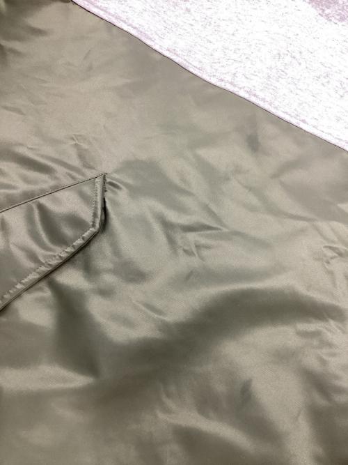 Re:room（リルーム）Re:room (リルーム) SWITCHING TWILL SWEAT TRAINER カーキ×グレー サイズ:S-Mの古着・服飾アイテム