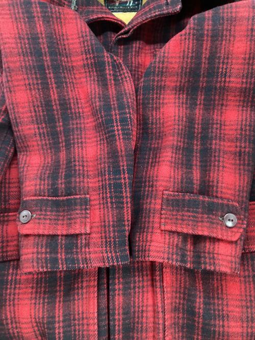 WOOLRICH（ウールリッチ）WOOLRICH (ウールリッチ) ハンティングジャケット レッド×ブラック サイズ:不明の古着・服飾アイテム