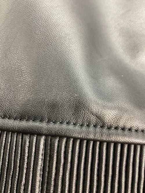 HUGO BOSS（ヒューゴ ボス）HUGO BOSS (ヒューゴ ボス) ボンバージャケット ブラック サイズ:44の古着・服飾アイテム