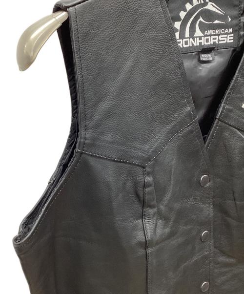 AMERICAN IRONHORSE（アメリカン アイアンホース）AMERICAN IRONHORSE (アメリカン アイアンホース) ライダースベスト ブラック サイズ:Lの古着・服飾アイテム